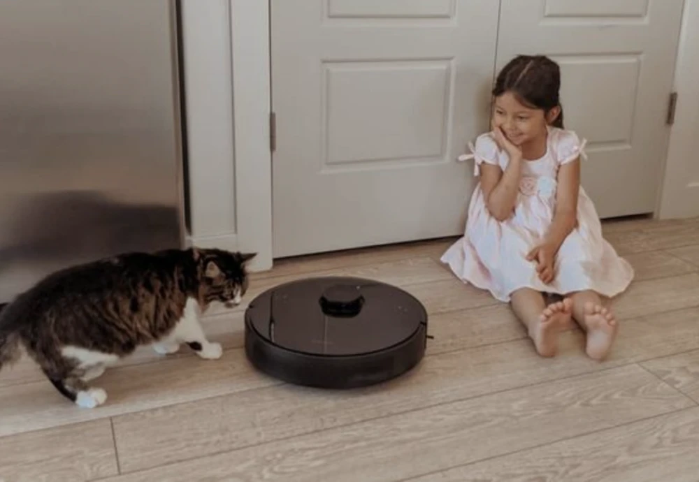 robot vacuum cleaner with water tank